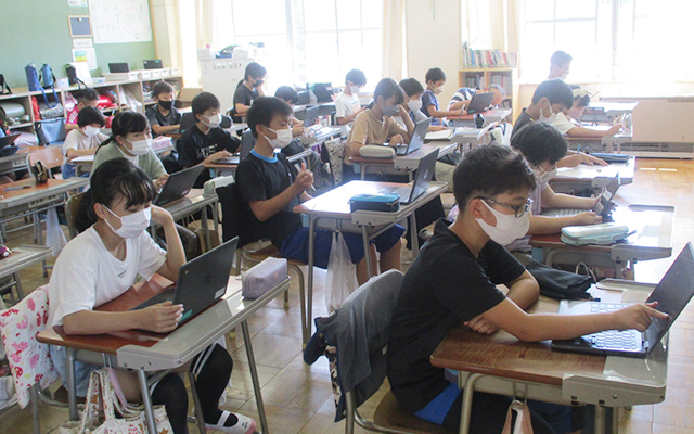 八王子市立中山小学校