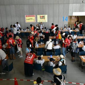 ミニカーづくり体験の様子